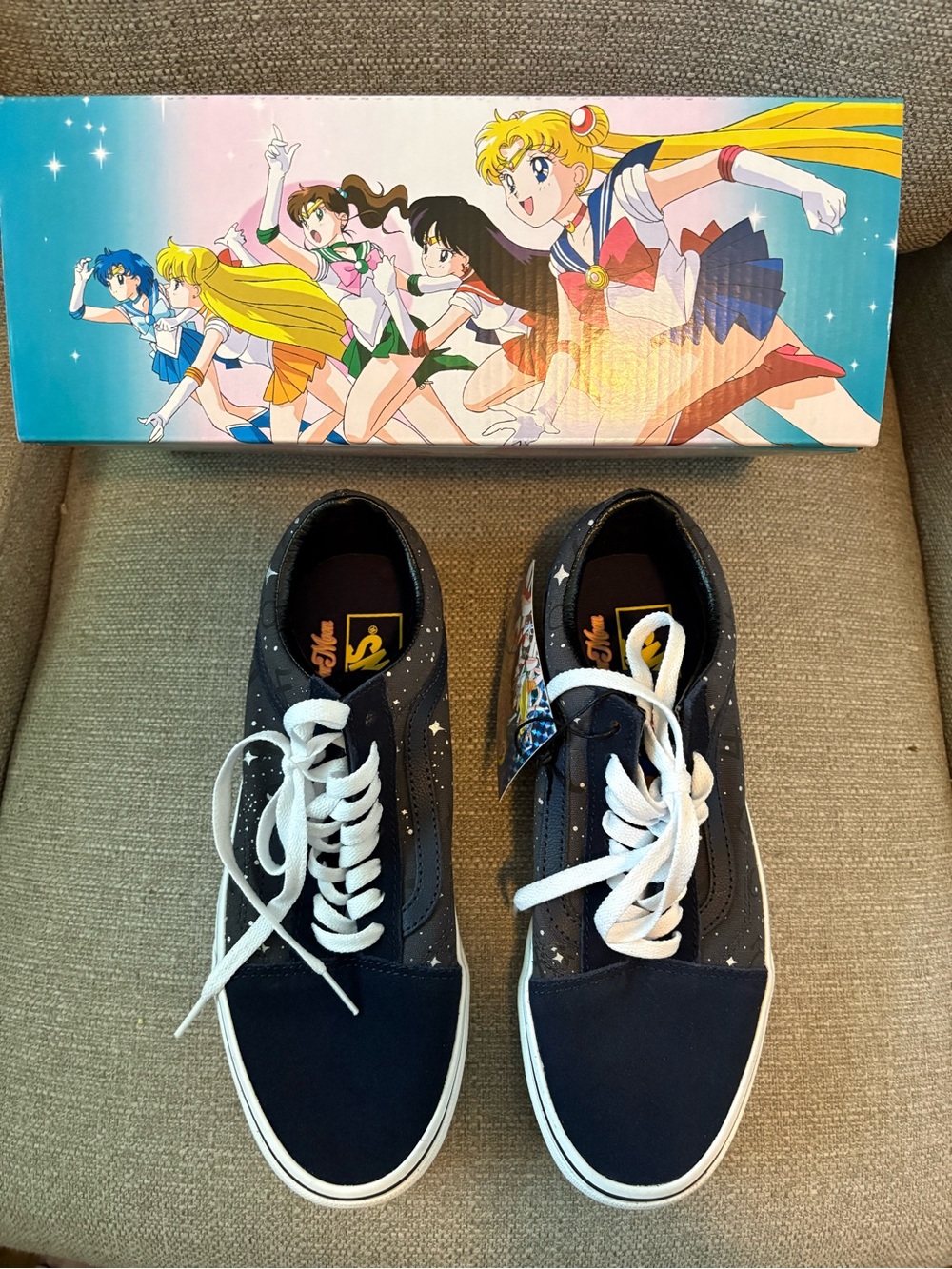 BNIB Sailor Moon x Vans Pretty Guardian Old Skool Parisian Night sneakers W9